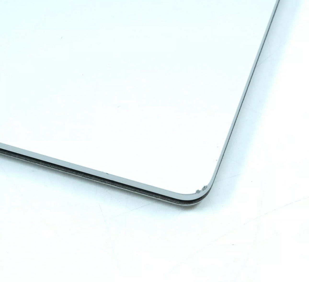 Microsoft Surface Laptop 2 1769 13.5" i7-8650U 1.9GHz 8GB RAM 256GB SSD