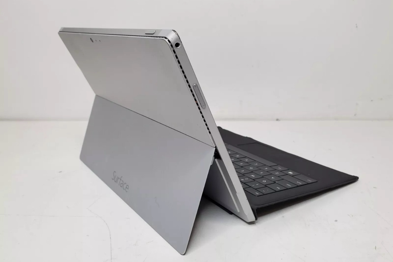Microsoft Surface Pro 3 - Intel Core i5 4300U 2.50GHz, 4GB DDR3, 128GB SSD, Windows 10