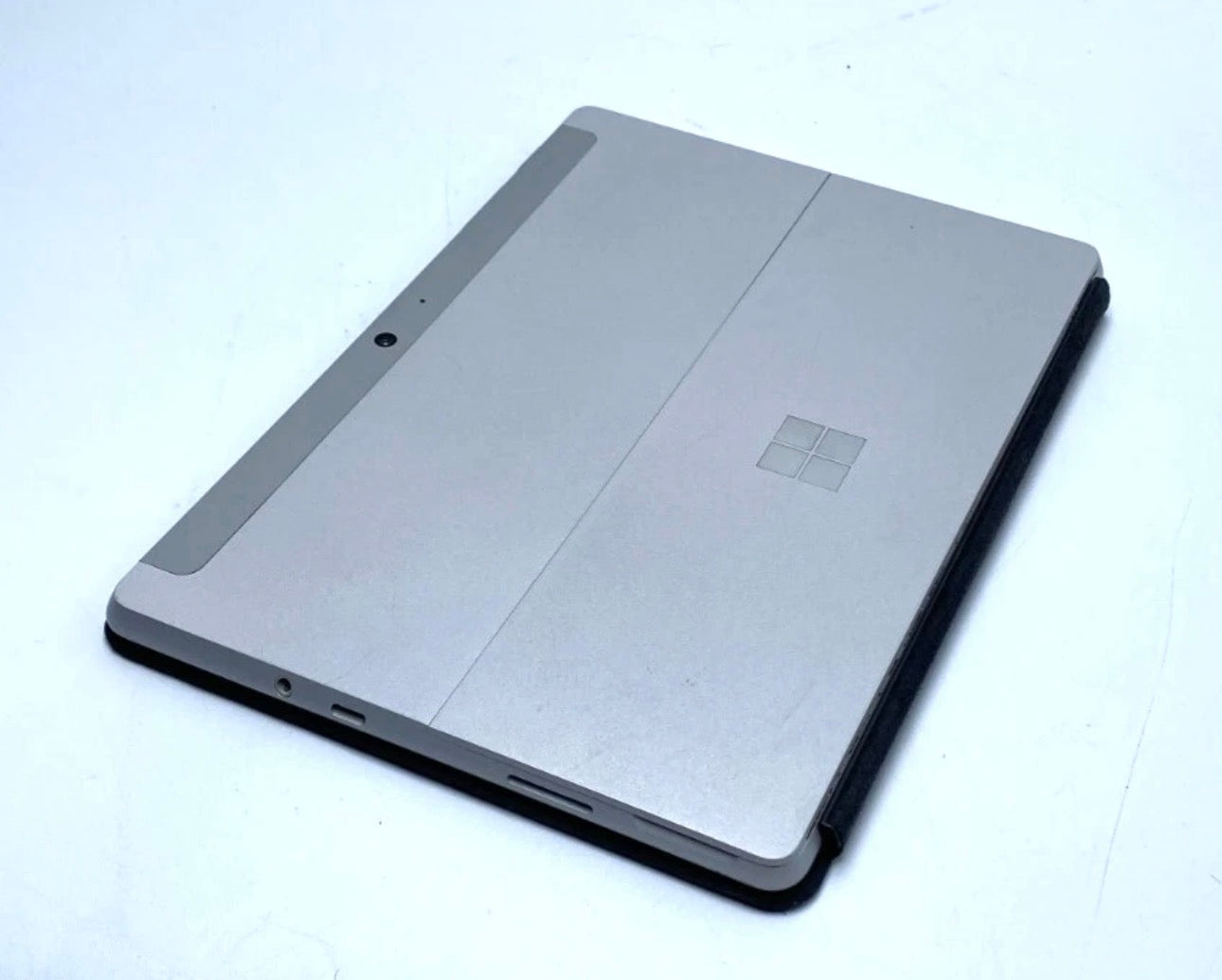 Microsoft Surface Go 2 10.5-inch Intel Pentium Gold 4GB RAM 64GB SSD (Used)