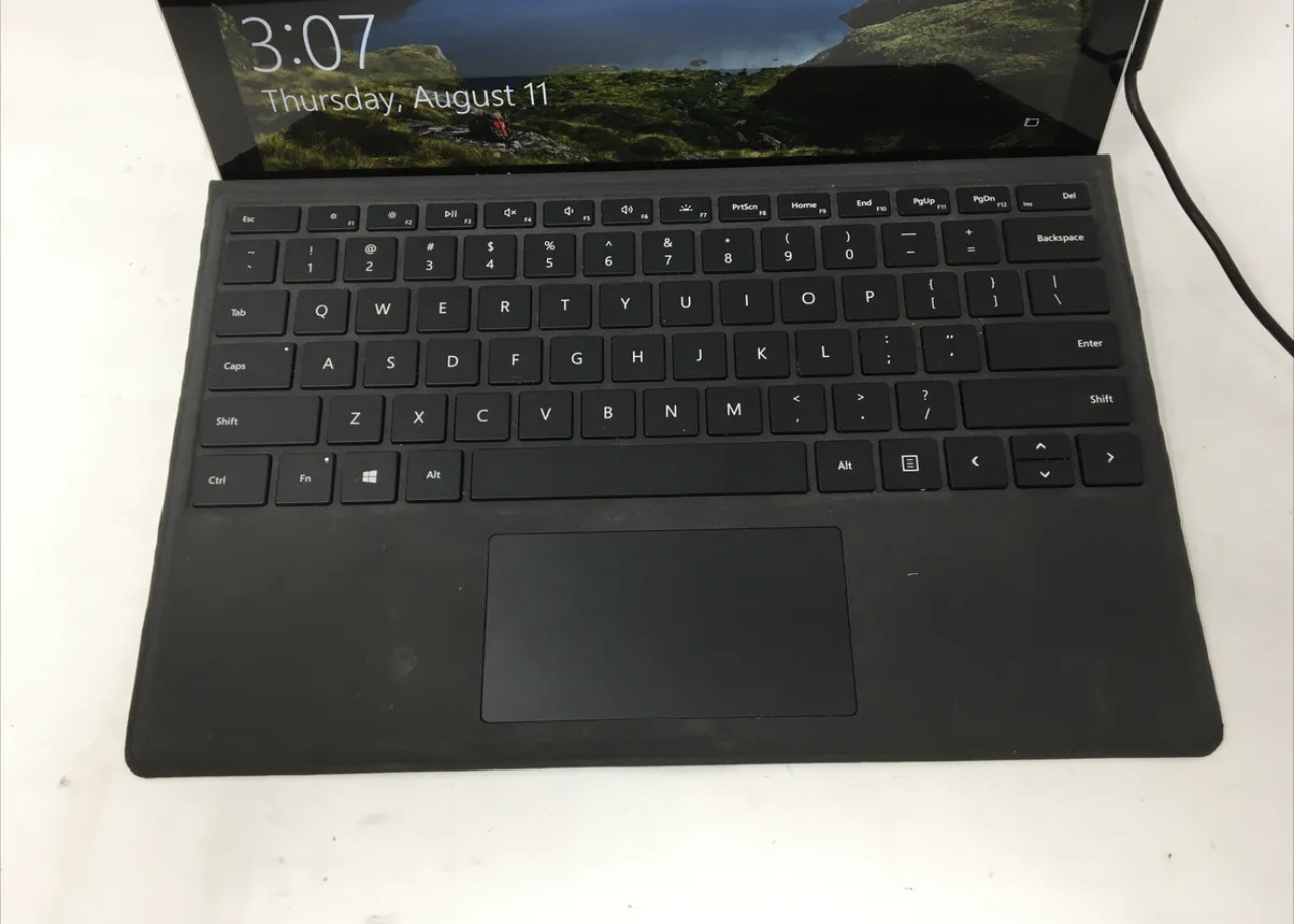 Microsoft Surface Pro 4 - Intel Core i5 6300U 2.40GHz 8GB DDR3 256GB SSD image 2