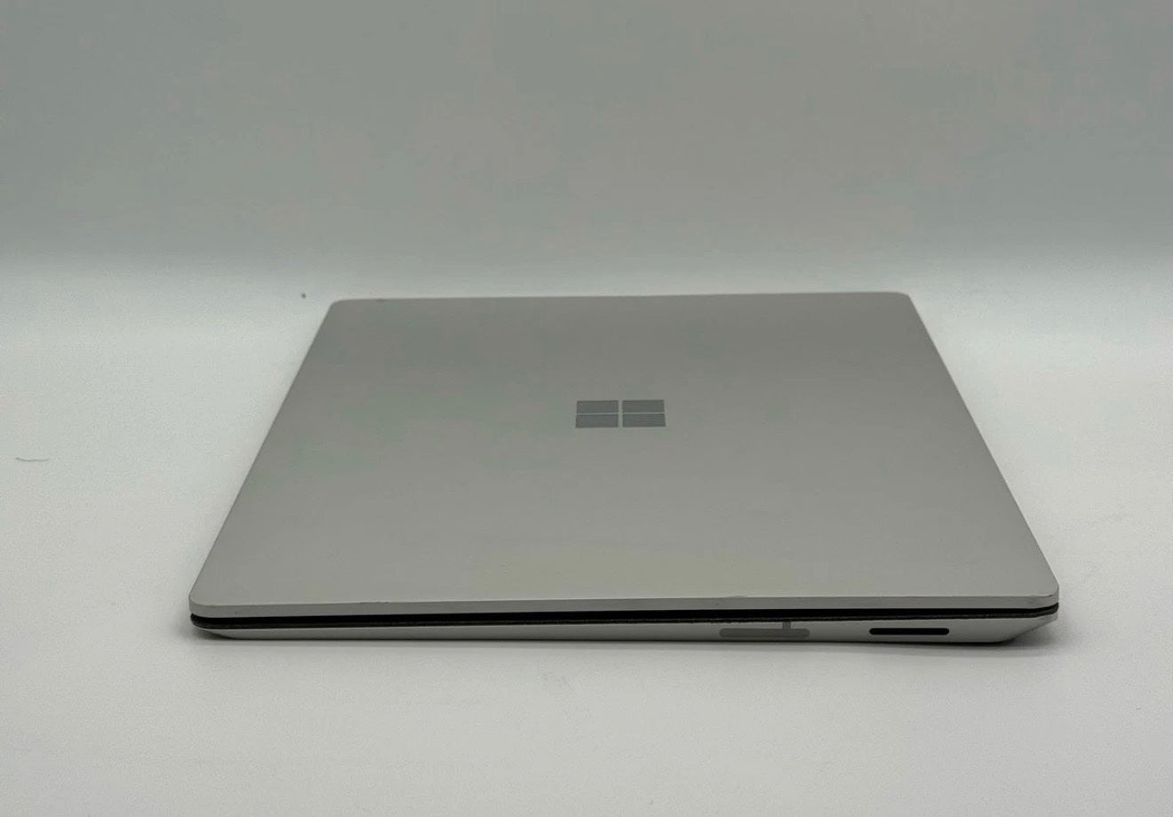 Microsoft Surface Laptop 2 13.5" | Intel i5 | 8GB RAM | 256GB SSD | Windows 11 Pro - Used image 7